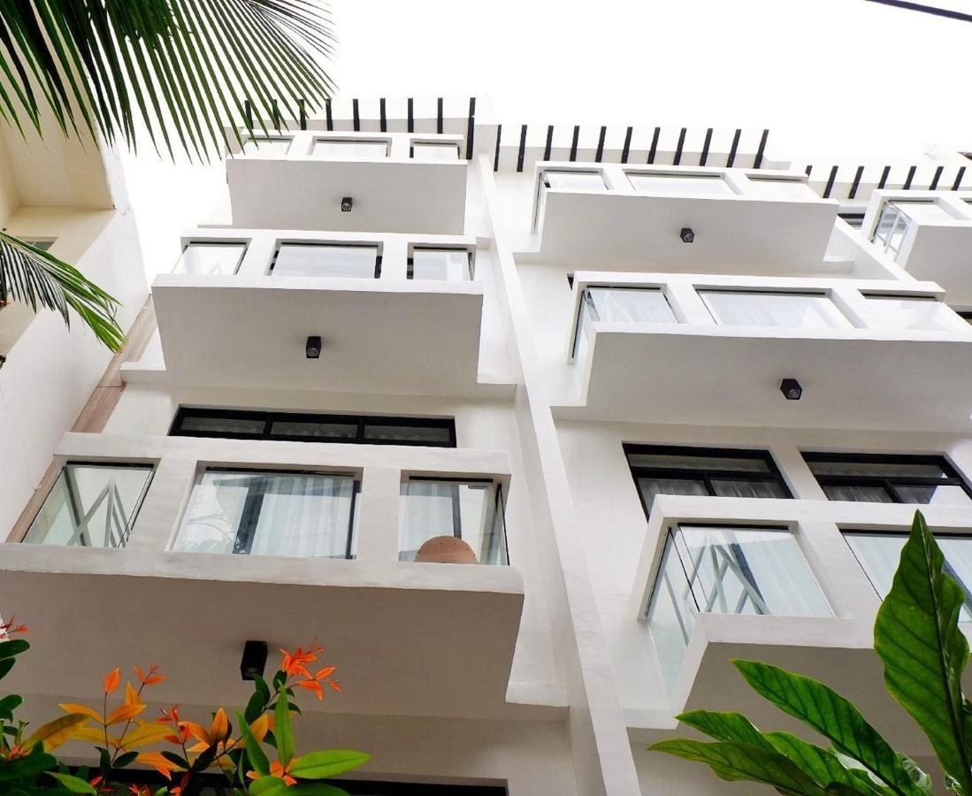 Luxx Boutique Boracay Hotel Balabag  Exterior photo